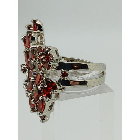 Vintage Ring Size 7.75 Silver Tone White Gold GP Red Garnet CZ Cluster Cocktail - Picture 8 of 10